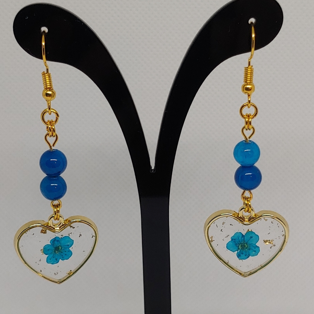 Pressed flower earrings